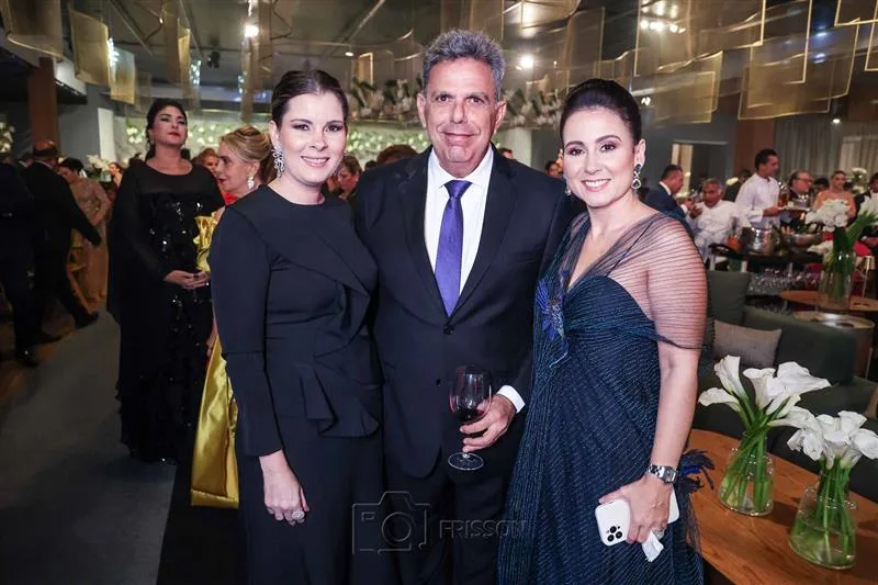 Adriana Loureiro, Júnior e Claudiana Loureiro