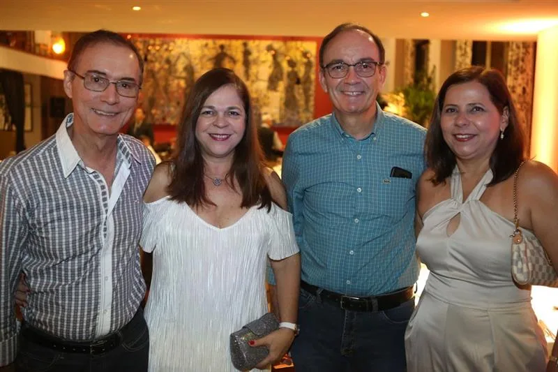 Assis, Claudia Salles, Aurelio e Isnadia Leitão