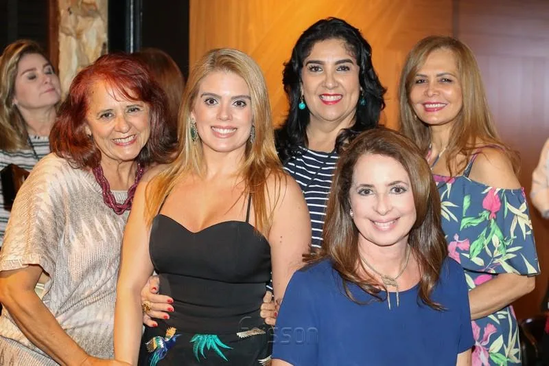 Aniversário de Letícia Studart