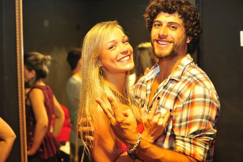 Aline Marinho e Jesus Luz