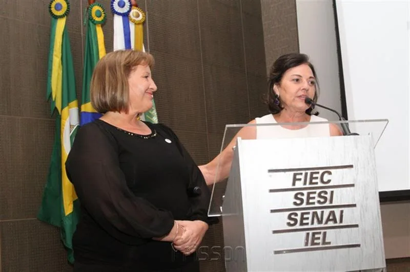 Annette de Castro e Ana Studart