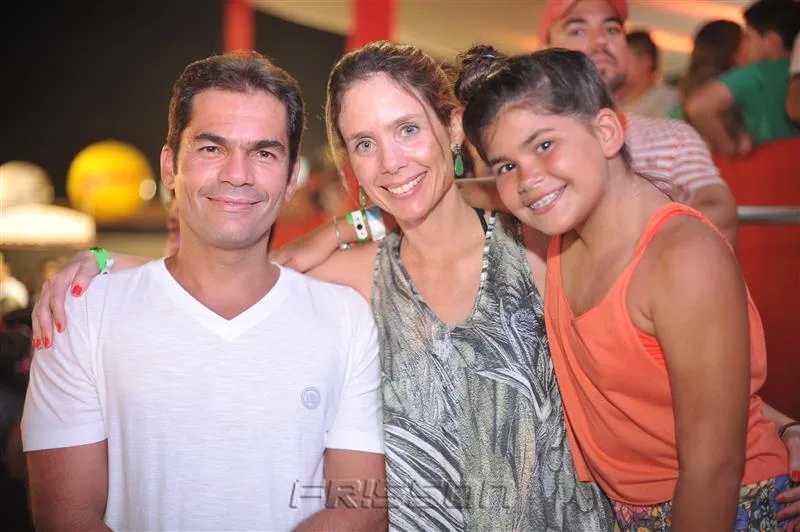 Cândido Júnior, Lina e Raquel Pinheiro