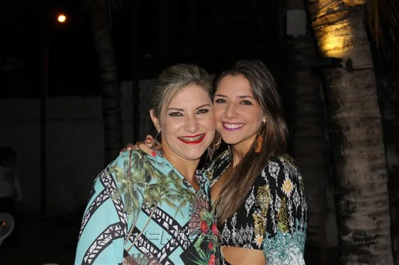 Carol e Louise Borges