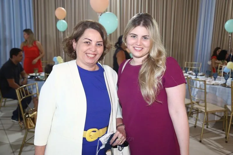 Ana Beatriz e Mariana Linhares