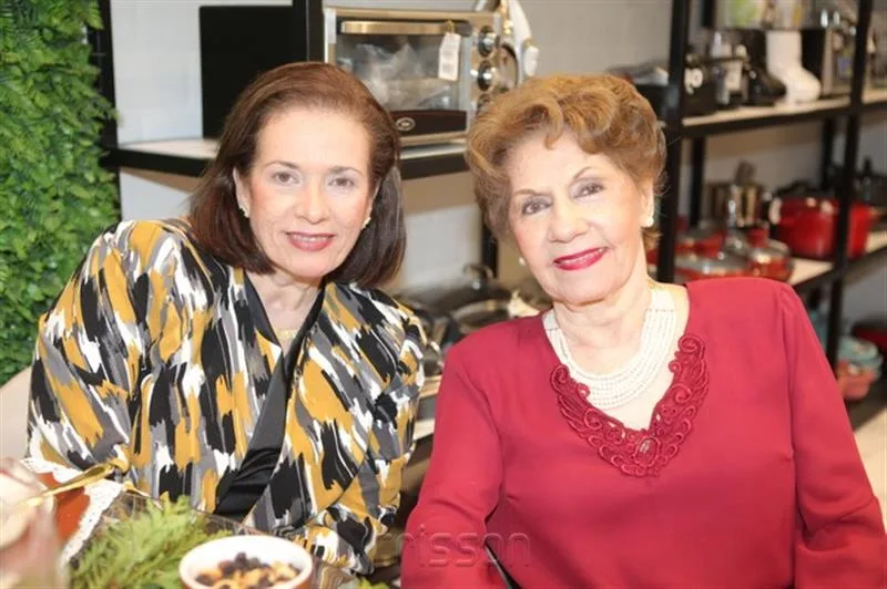 Claudia Macedo e Sarah Telles