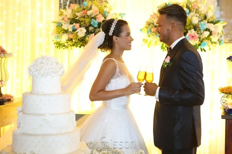 Taina Rodrigues e Vanderson Oliveira