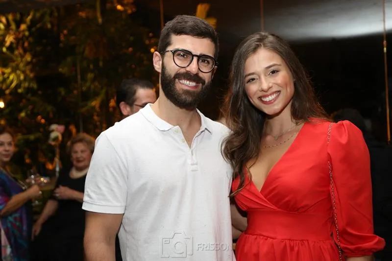 Bruno Ricciardi e Monalise Gurjão