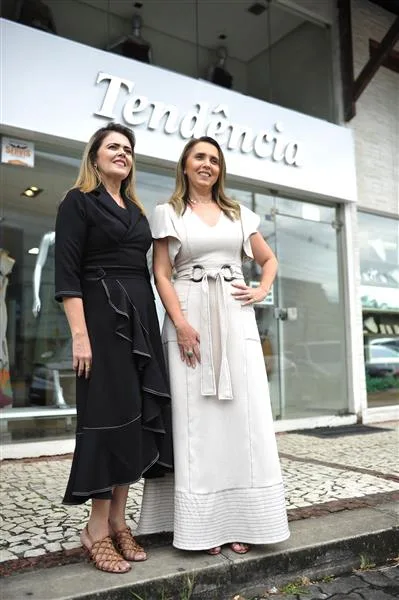 Tecia Lêda e Ana Paula
