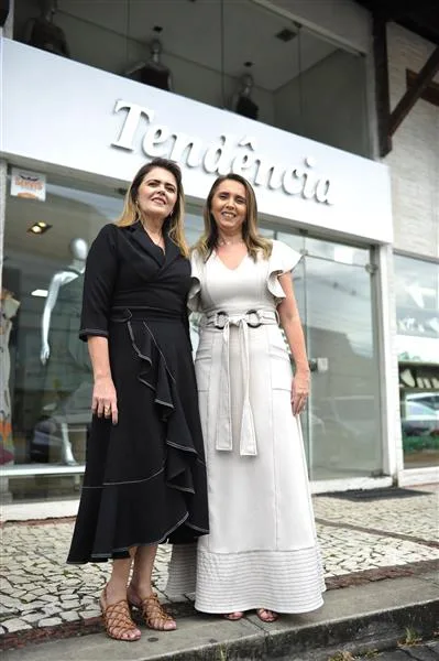 Tecia Lêda e Ana Paula