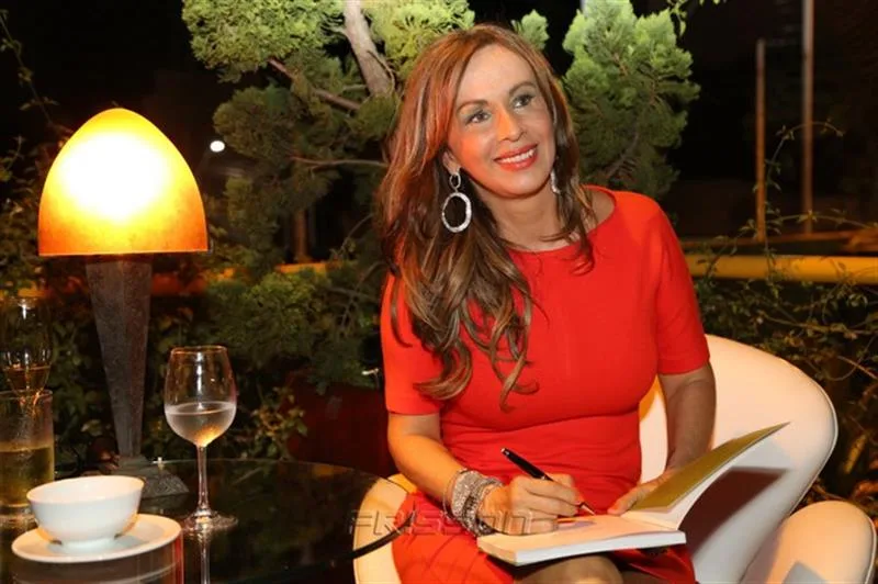 Cláudia Carvalho