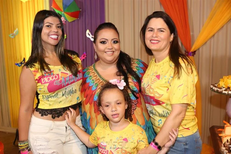 Aniversario Lúcia Cavalcante