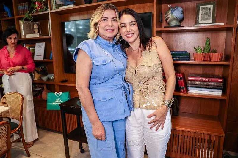 Cris Cavalcante e Angelina Parente