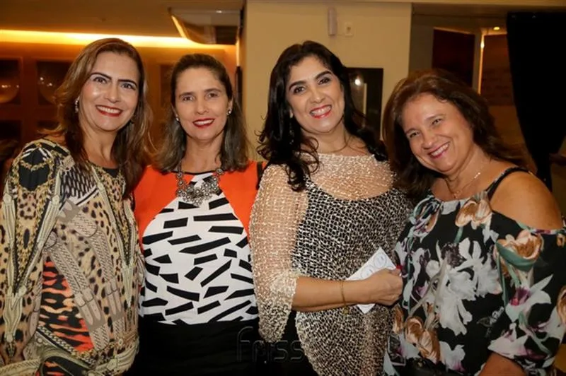 Débora Moreira, Sylvia Tigre, Isabele Leitão e Safira Moreira