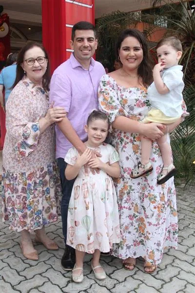 Anedite Teles, Ricardo Mattos, Bianca, Bárbara e Lucas Teles