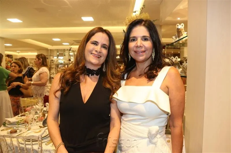Adriana Bezerra e Maria Lúcia Negrão