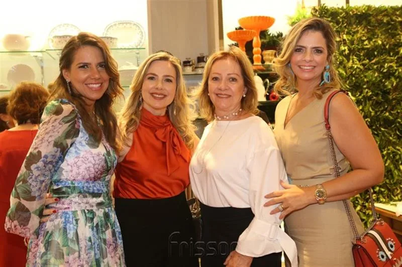 Ana Carolina Fontenele, Suyane Dias Branco, Tânia Teixeira e Tais Pinto