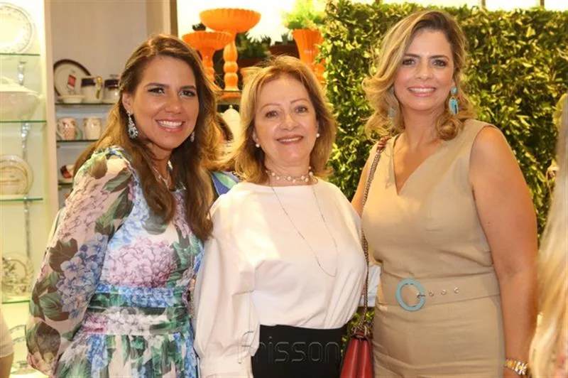 Ana Carolina Fontenele, Tânia Teixeira e Tais Pinto