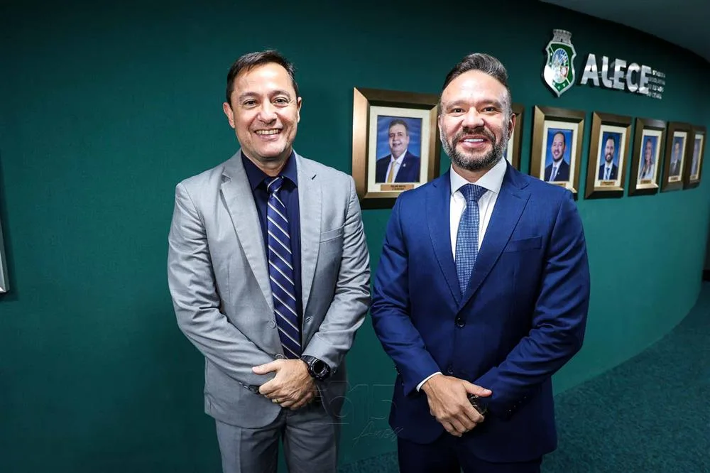 Álvaro Júnior e Leonardo Barreto