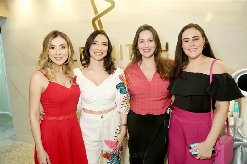 Amanda Dantas, Lia Albuquerque, Raquel Sucupira e Renata Rebouças
