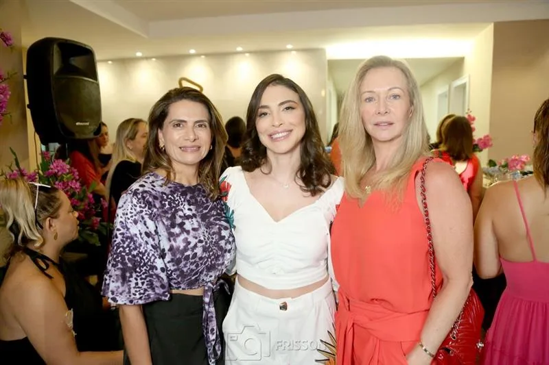 Cristiane Fraga, Lia Albuquerque e Valeria Srur