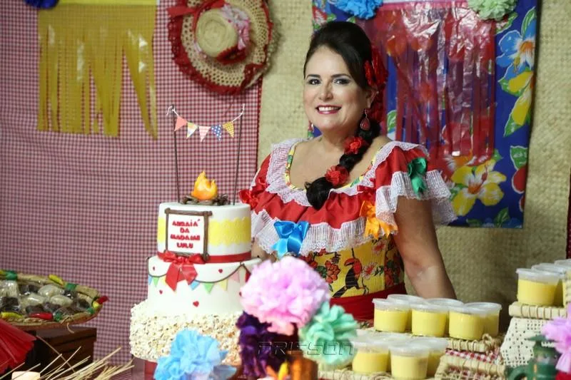Ana Luiza Costa Lima