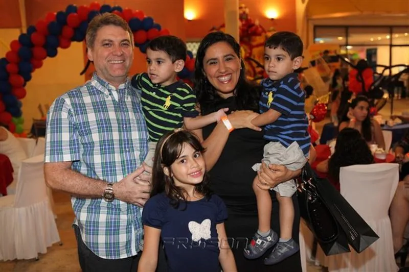 Alberto, Leonardo, Bárbara, Rodrigo Sampaio e Cynthia Gadelha