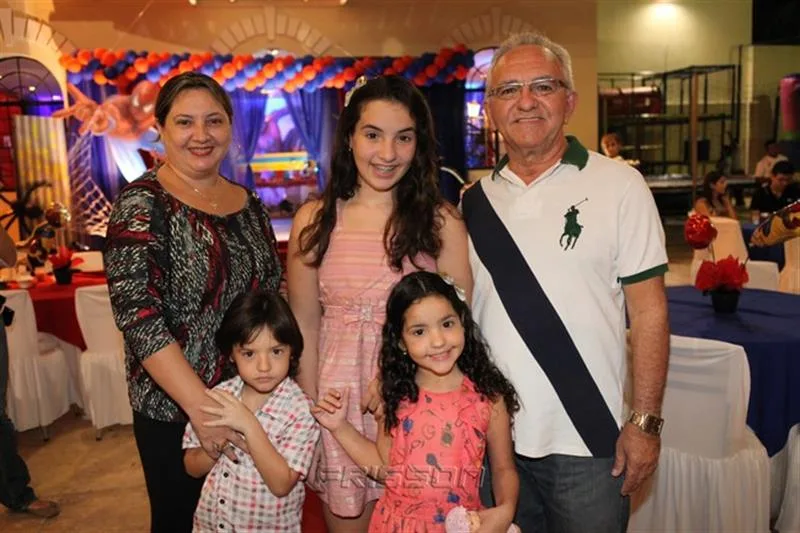 Ana Paula Mendes, Lucas, Bruna, Luana e Paulo Eleutério