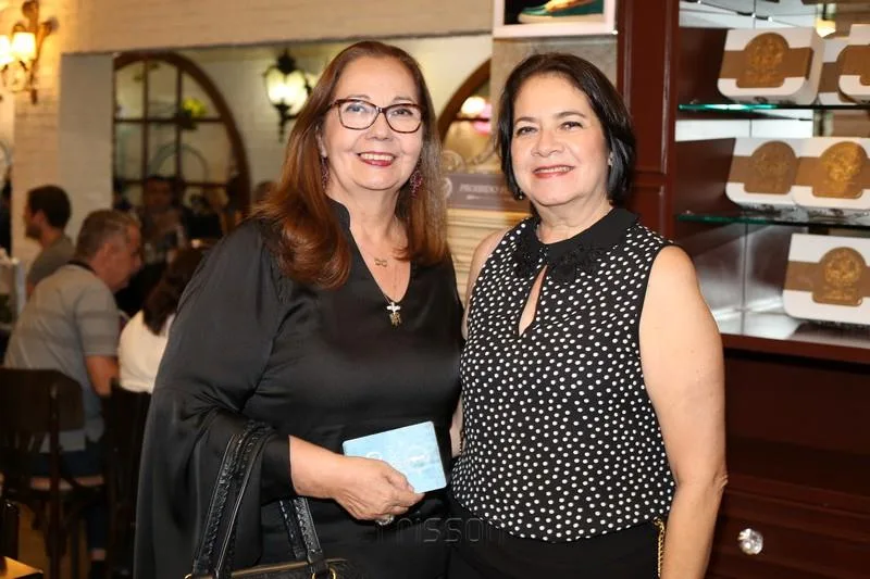 Aniversário Surpresa de Eliane Novais