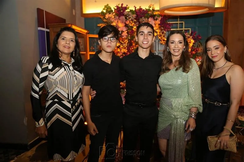 Ariadne, Samuel e Thiago Marinho, Michelle Viana e Ana Mélia