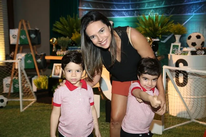 Antônio, Benício e Carol Palácio