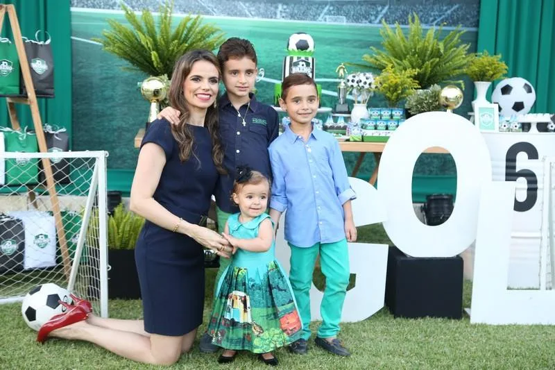 Cristiane, Lara, Fernandinho e Breno Gurgel