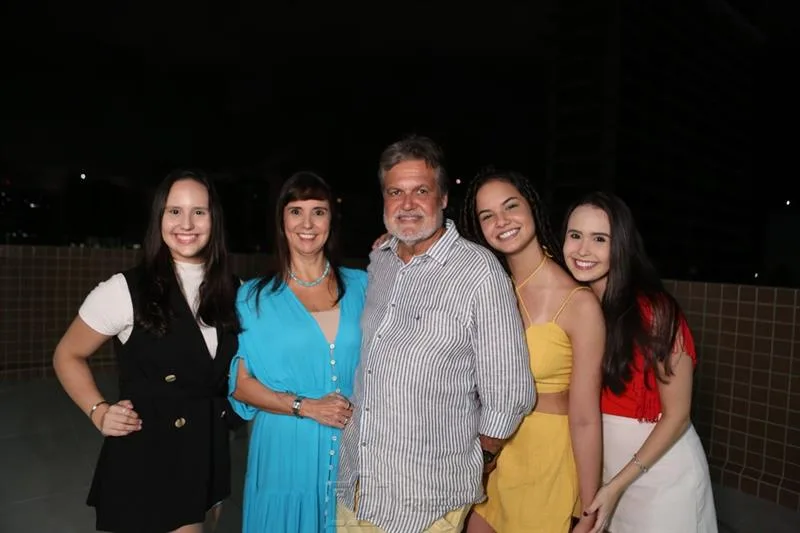 Ana Clara, Ana Claudia Coelho, Paulo Miranda, Mariana Sousa e Mariana Coelho