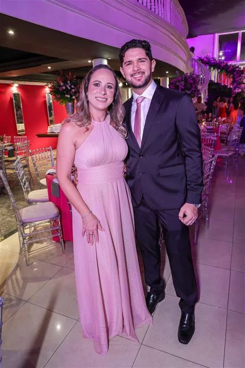 Clea Lopes e Lucas Santos