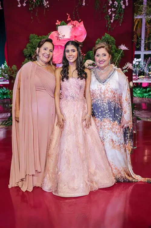 Dalila Cunha, Giovanna Sá e Vanda Cunha