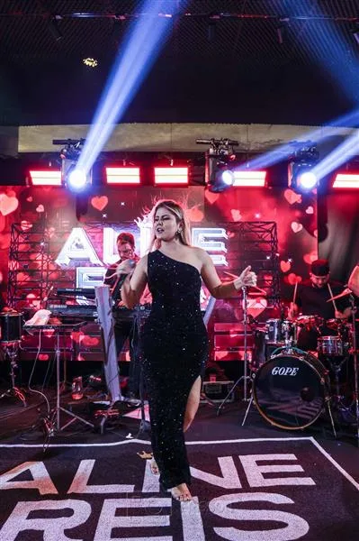 Aline Reis