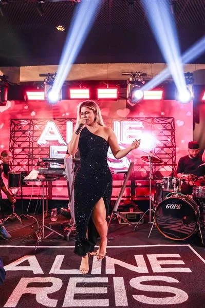 Aline Reis