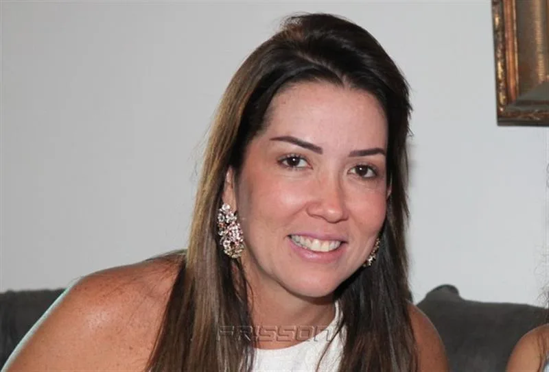 Ana Vládia Sales