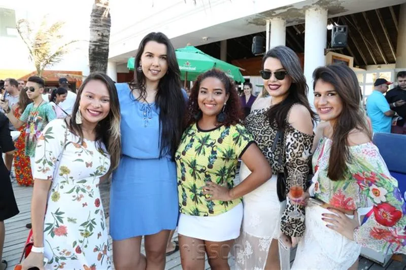 Andressa Lima, Isabelle Mesquita, Vitoria Regia, Paula Ribeiro e Nicole Forte
