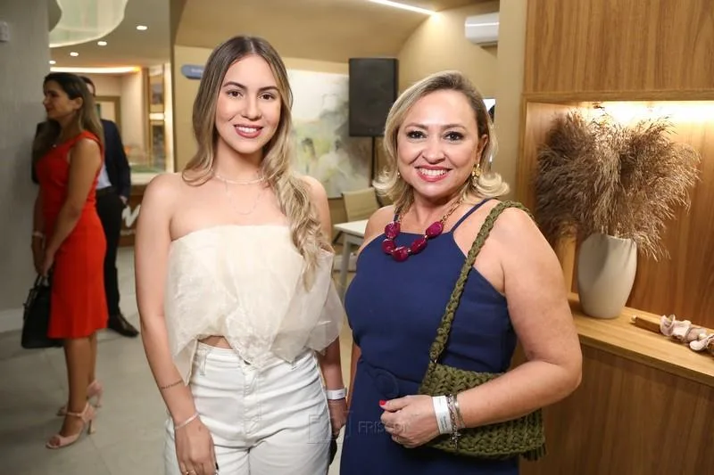 Isabelle Veronez e Laelia Melo