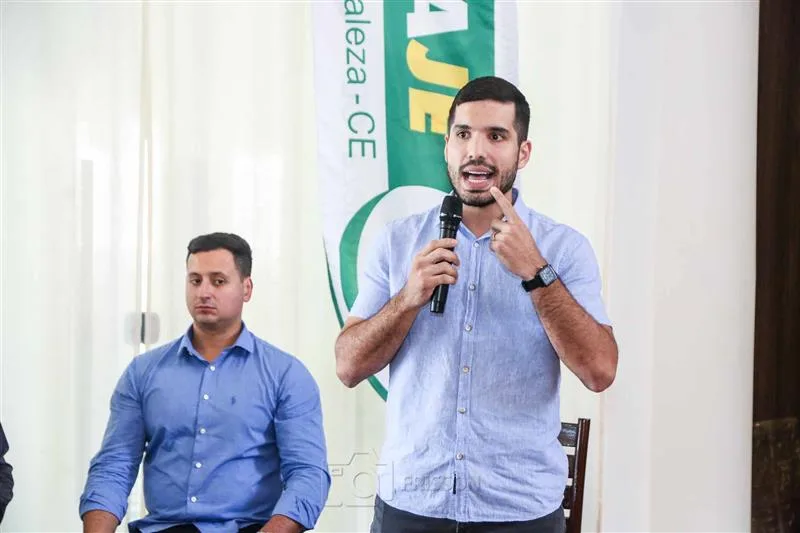 Andre Fernandes
