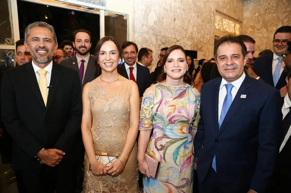 Elmano e Lia Freitas, Cristiane e Evandro Leitão