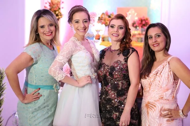 Michelly Camelo, Ana Vitória, Edília Araújo e Carol