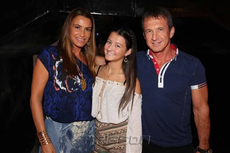 Dody Sirena e família