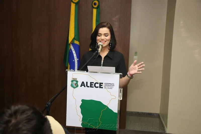 Assembleia Legislativa do Ceará lança projeto "Vem pra Alece"