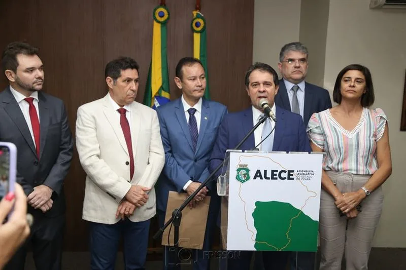 Assembleia Legislativa do Ceará lança projeto "Vem pra Alece"