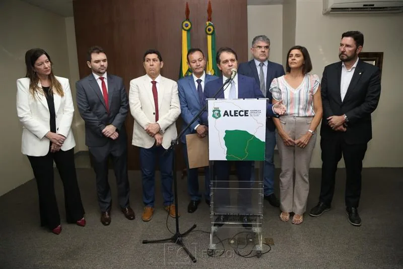Assembleia Legislativa do Ceará lança projeto "Vem pra Alece"