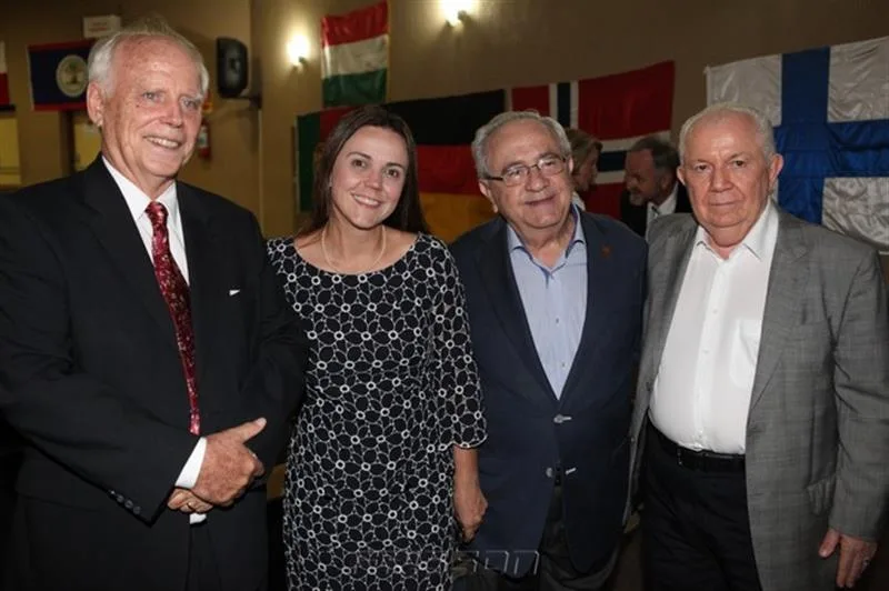 Dieter Gerding, Veridiana Soares, Eduardo Bezerra e Raimundo Viana