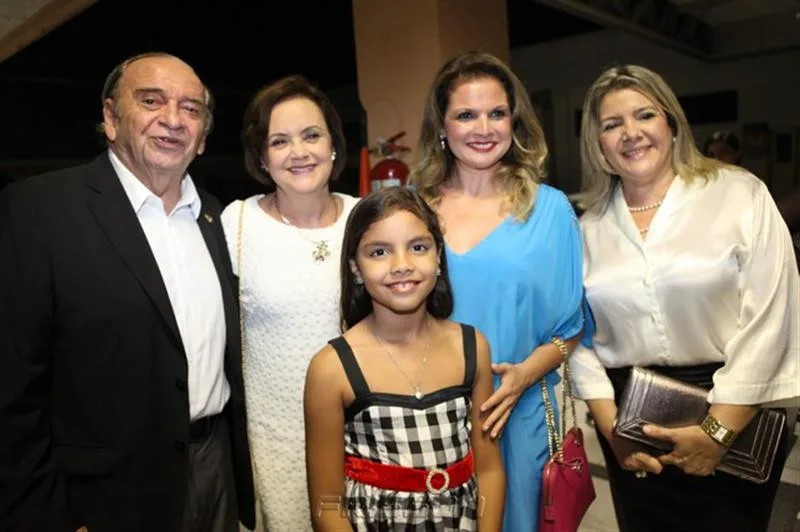 Ednilo, Leninha Soárez, Maria Gabriela, Maninha Martins e Lucy Duran