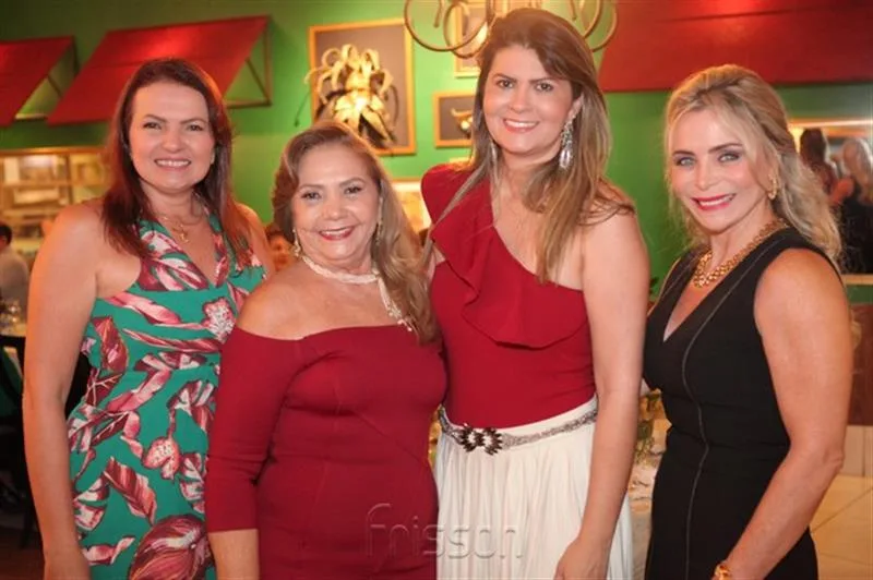 Arlete Holanda, Bethinha Sampaio, Micheline Pinheiro e Tania Vieira