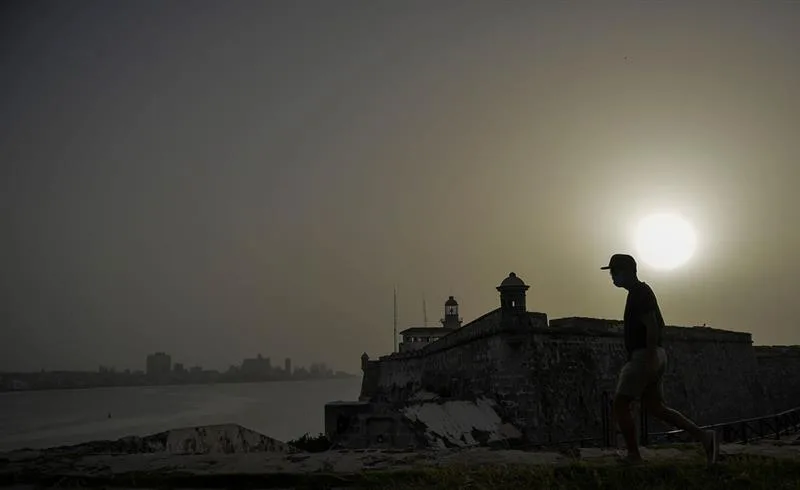 Nuvem de Poeira em Cuba (Foto: Yamil Lage / AFP)